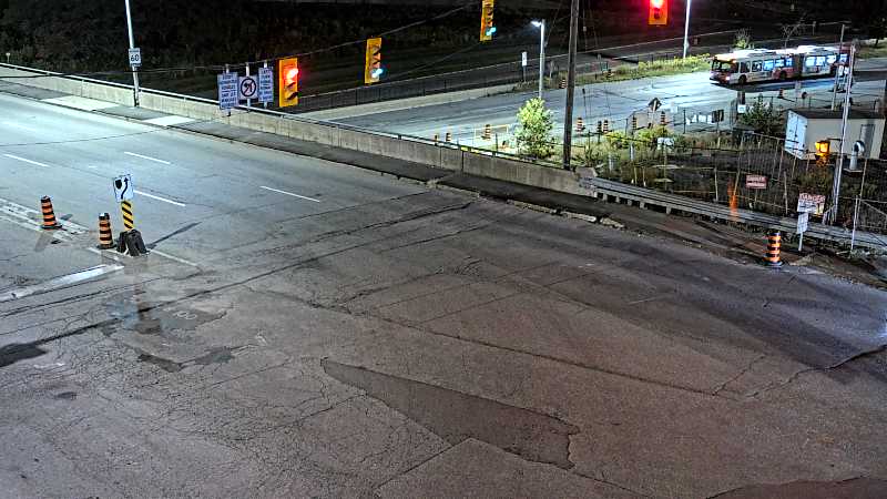Traffic camera image at 2025-09-18 01:16:19