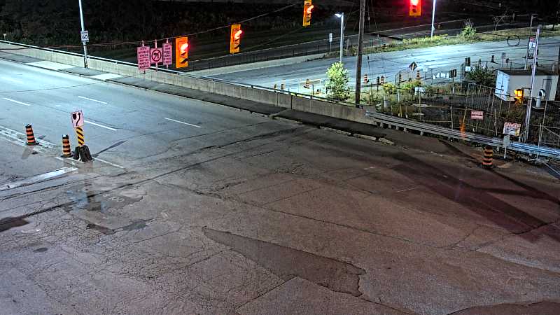Traffic camera image at 2025-09-18 01:21:13