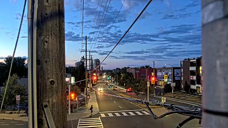 Traffic camera image at 2025-08-25 00:21:12