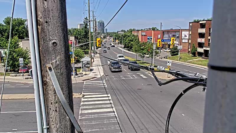Traffic camera image at 2025-06-30 17:56:25