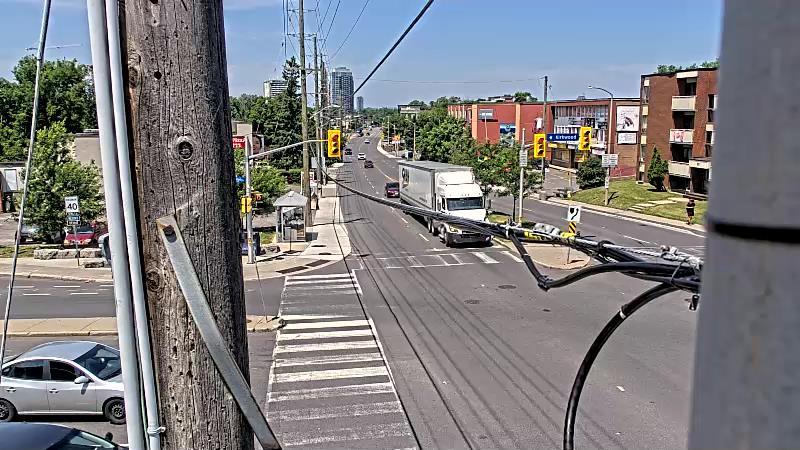 Traffic camera image at 2025-06-30 18:01:21