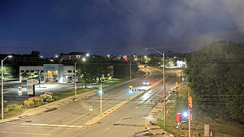 Traffic camera image at 2025-08-25 00:41:21
