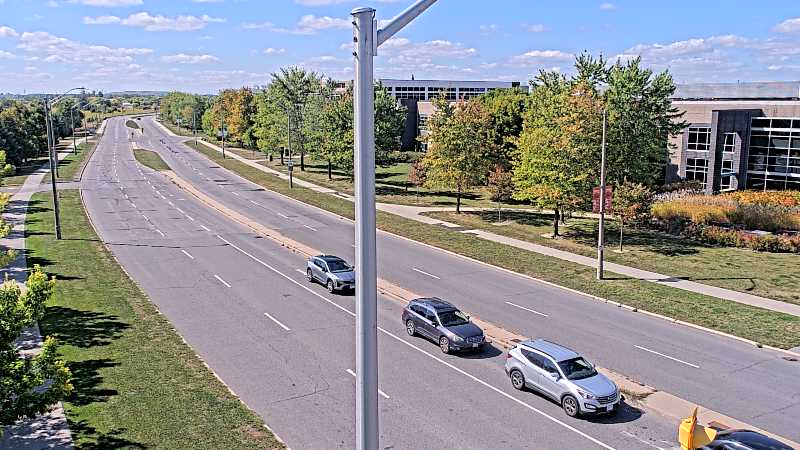 Traffic camera image at 2025-09-14 17:21:19