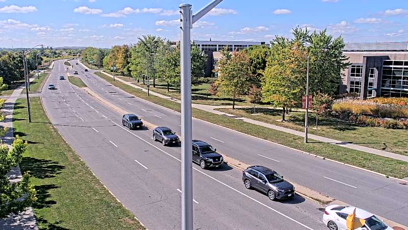 Traffic camera image at 2025-09-14 17:26:14