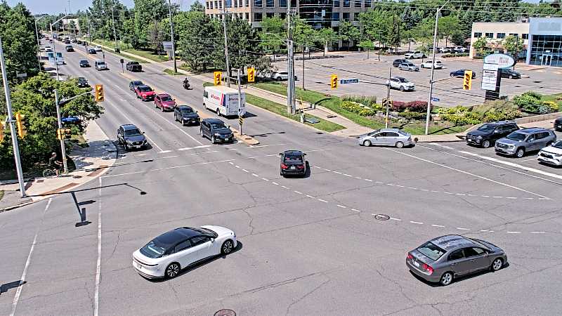 Traffic camera image at 2025-06-30 18:37:57