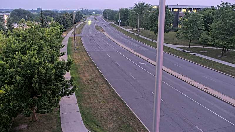 Traffic camera image at 2025-07-31 00:51:12