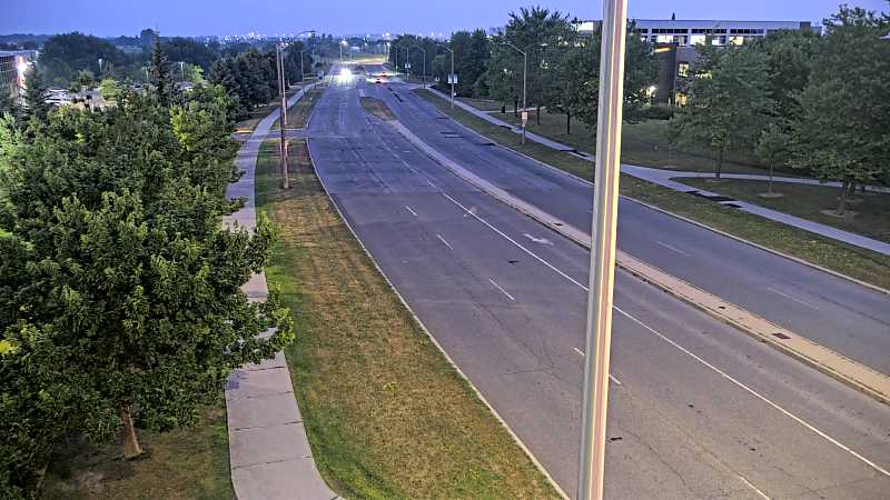 Traffic camera image at 2025-07-31 01:01:14