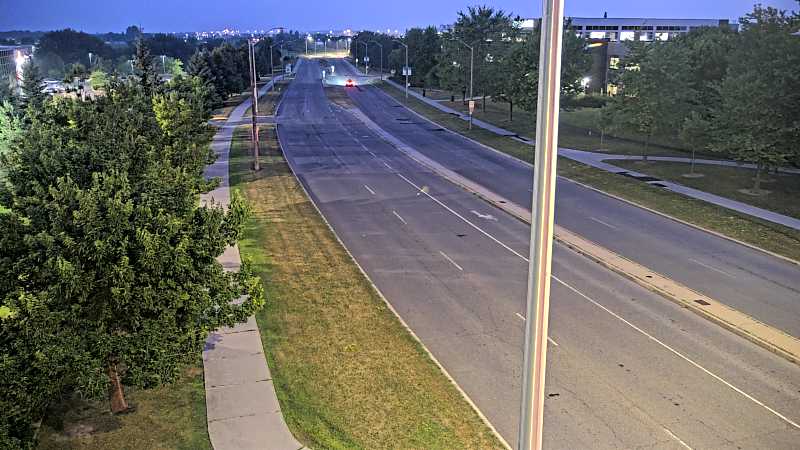 Traffic camera image at 2025-07-31 01:06:26