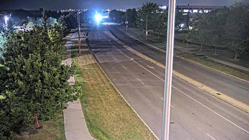 Traffic camera image at 2025-07-31 02:01:08
