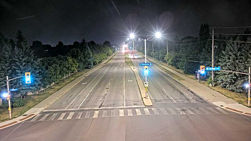 Traffic camera image at 2025-08-04 02:21:10