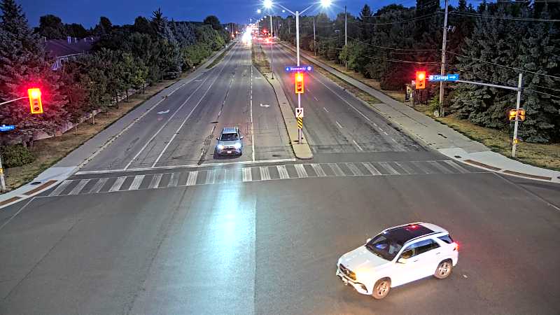 Traffic camera image at 2025-08-25 00:26:11