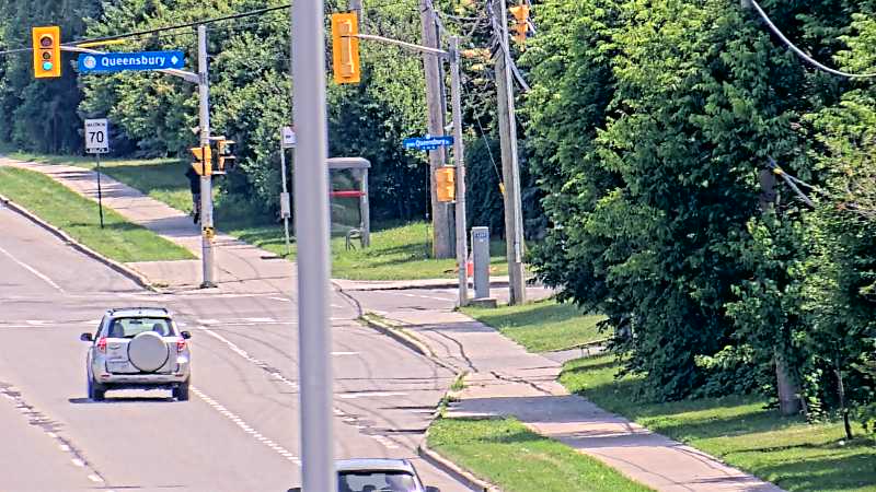 Traffic camera image at 2025-06-30 18:21:24