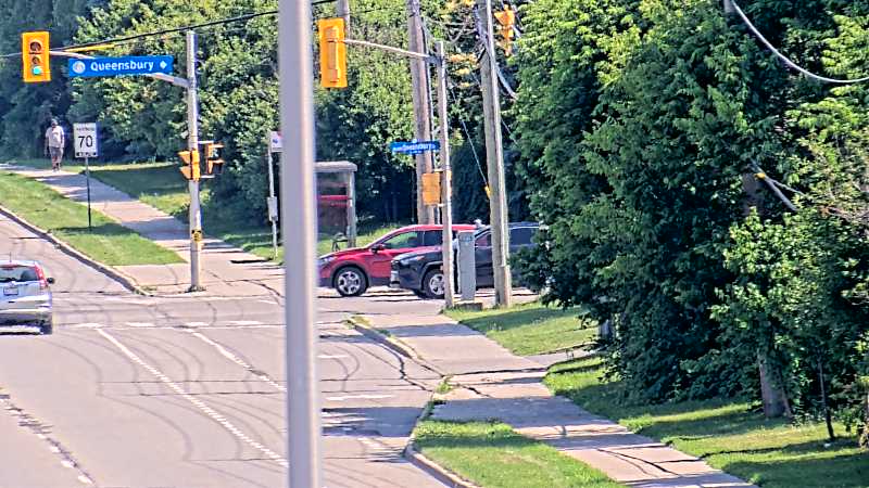 Traffic camera image at 2025-06-30 19:06:23