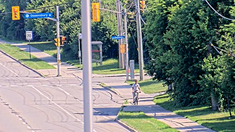 Traffic camera image at 2025-06-30 19:16:29