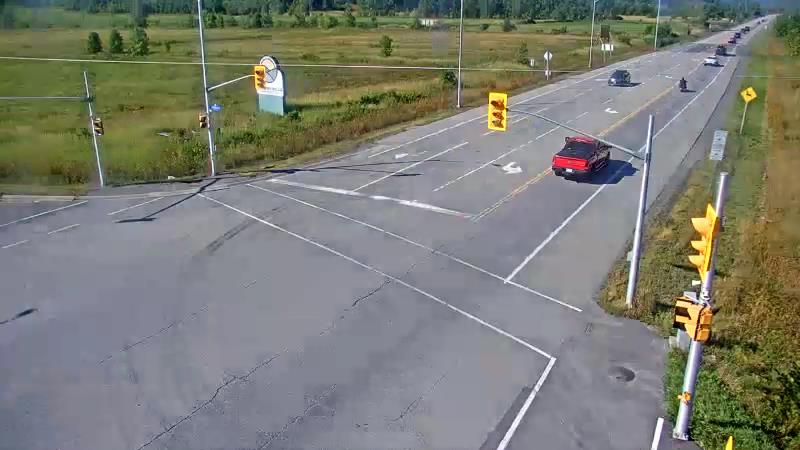 Traffic camera image at 2025-08-31 14:01:18