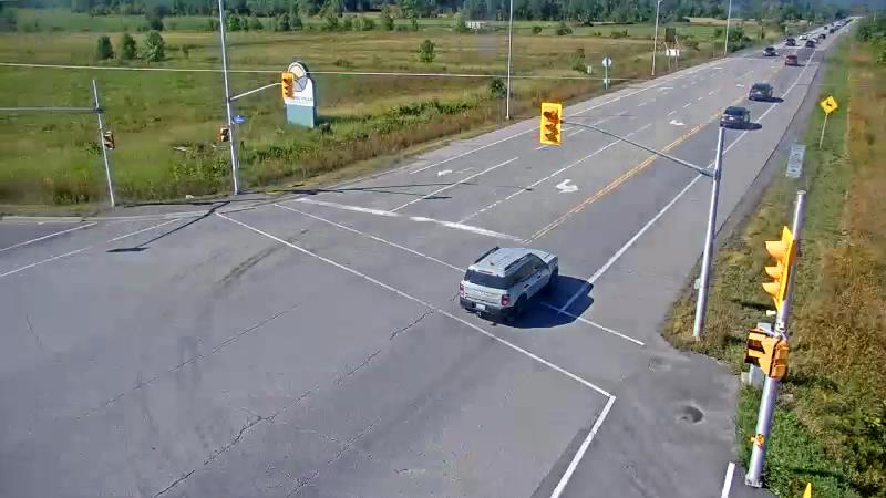 Traffic camera image at 2025-08-31 14:21:29