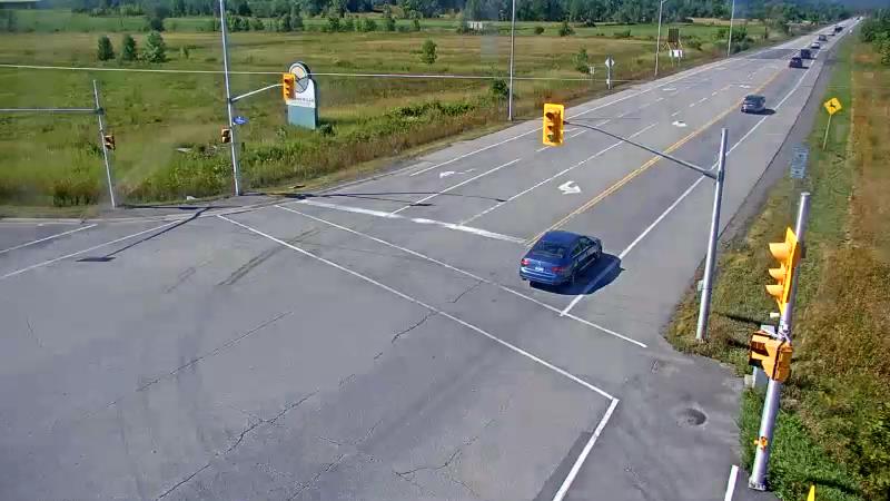 Traffic camera image at 2025-08-31 14:51:21