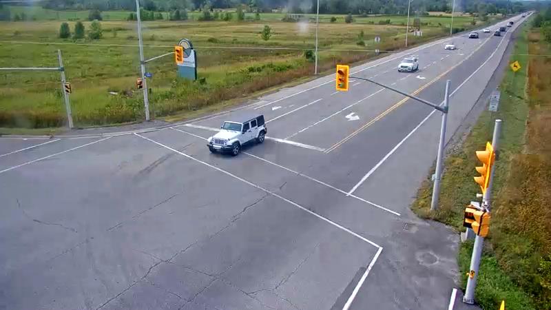 Traffic camera image at 2025-09-04 16:41:33