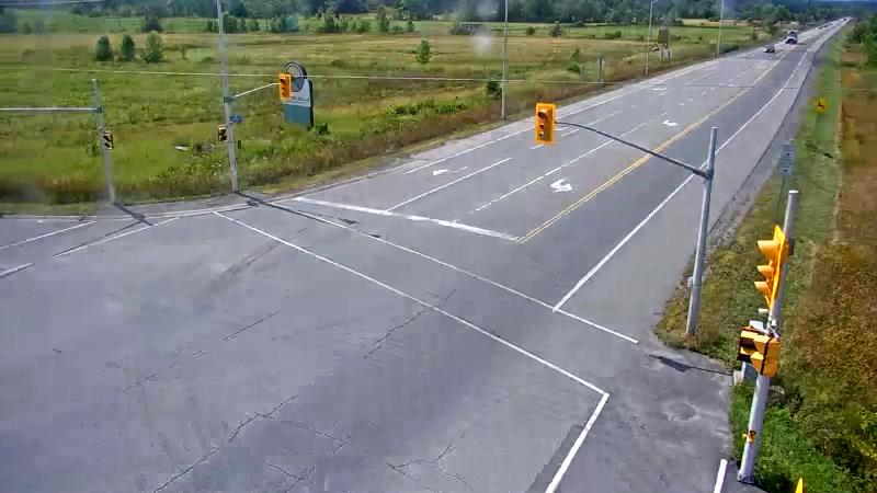 Traffic camera image at 2025-09-04 16:51:33