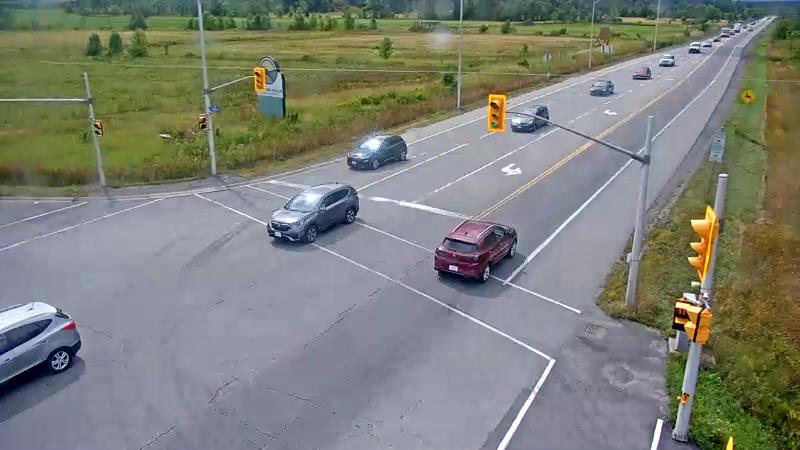 Traffic camera image at 2025-09-04 17:26:23