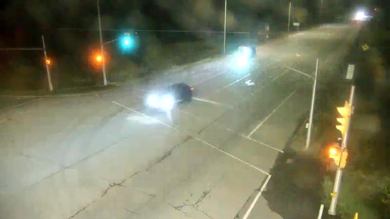 Traffic camera image at 2025-09-05 01:36:10