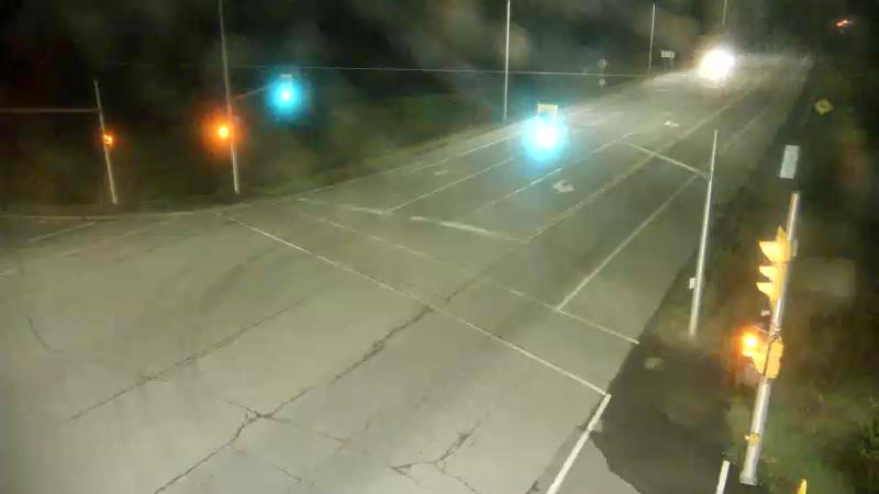 Traffic camera image at 2025-09-05 02:21:10