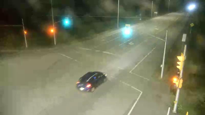 Traffic camera image at 2025-09-07 02:01:15