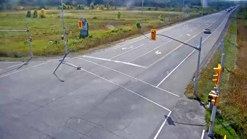 Traffic camera image at 2025-09-14 18:36:20