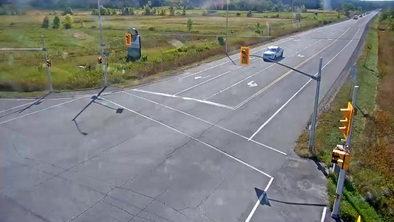 Traffic camera image at 2025-09-14 18:51:28