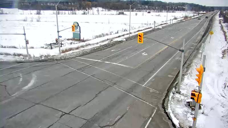 Traffic camera image at 2025-03-09 14:41:08