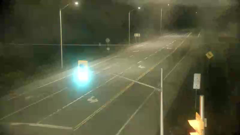 Traffic camera image at 2025-05-09 06:45:56