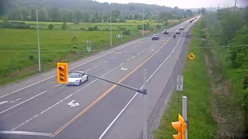 Traffic camera image at 2025-06-05 18:42:50