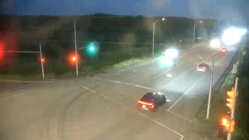 Traffic camera image at 2025-07-04 01:41:22