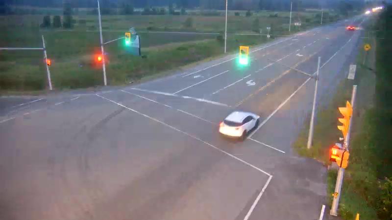 Traffic camera image at 2025-07-31 00:51:13