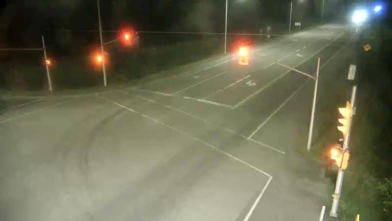 Traffic camera image at 2025-07-31 02:01:08