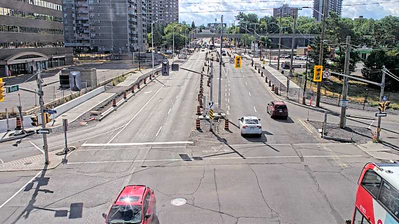 Traffic camera image at 2025-08-24 14:16:23