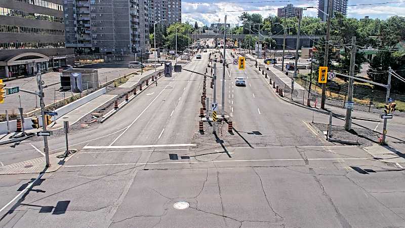Traffic camera image at 2025-08-24 14:46:23