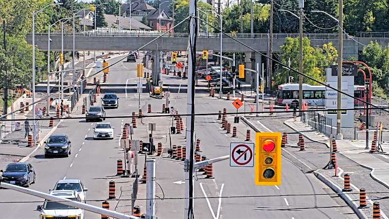 Traffic camera image at 2025-09-14 17:31:17