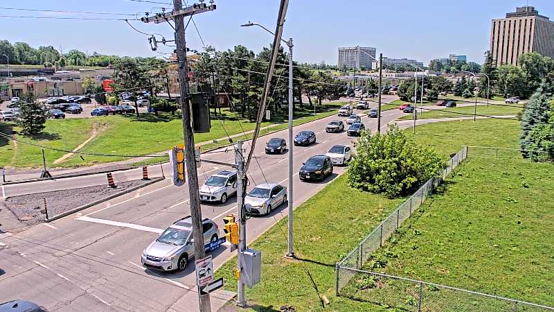 Traffic camera image at 2025-06-30 15:46:24