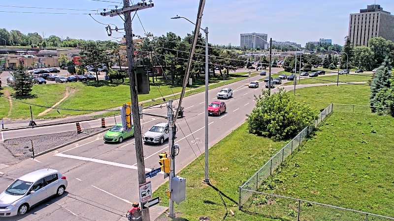 Traffic camera image at 2025-06-30 16:51:19