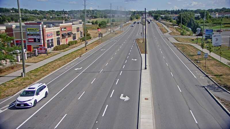Traffic camera image at 2025-08-24 14:51:14