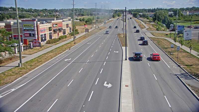 Traffic camera image at 2025-08-24 14:56:21