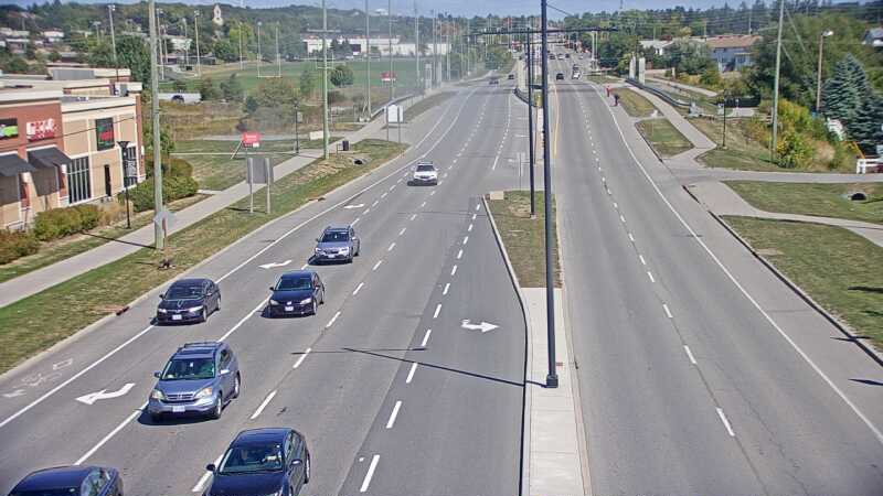 Traffic camera image at 2025-09-14 17:16:23