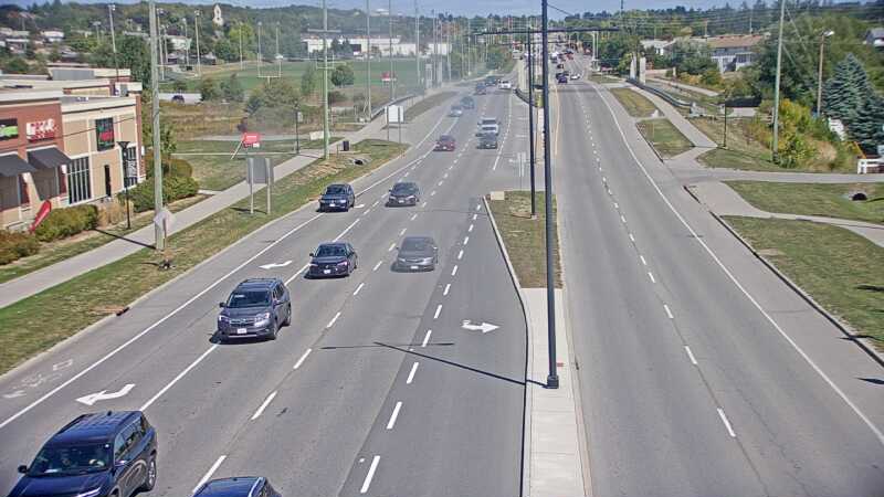 Traffic camera image at 2025-09-14 17:36:24