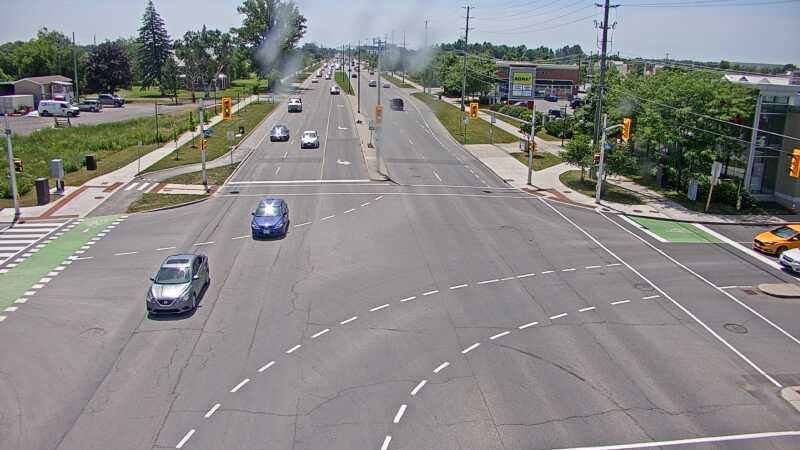 Traffic camera image at 2025-06-30 18:01:23