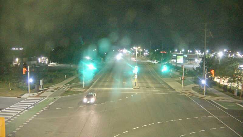 Traffic camera image at 2025-07-06 02:21:12