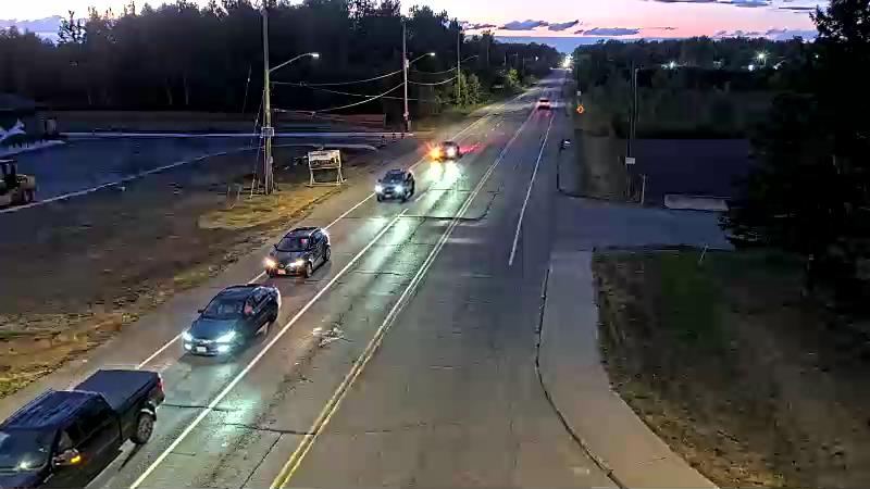 Traffic camera image at 2025-08-25 00:21:13