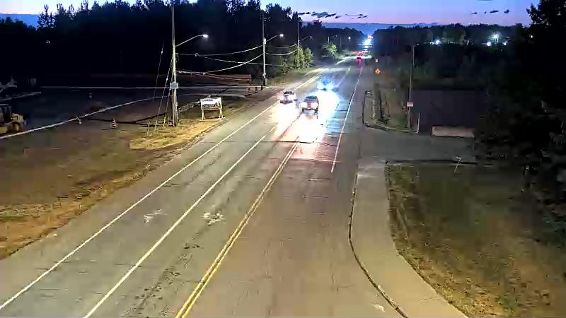 Traffic camera image at 2025-08-25 00:36:18