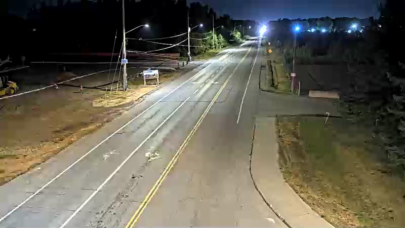 Traffic camera image at 2025-08-25 02:46:15