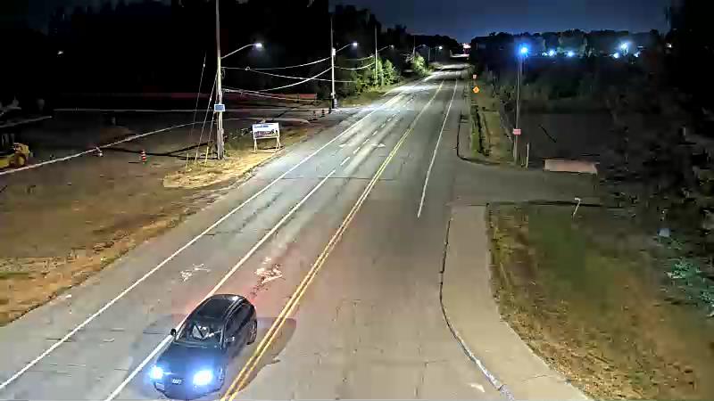 Traffic camera image at 2025-08-25 03:21:12